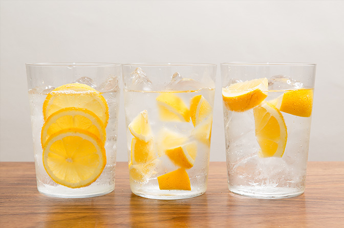 これお店で出てくるやつ！レモンを美しく切る方法 – grapeグレイプ