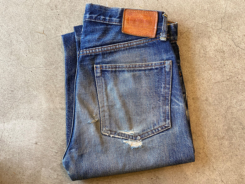 デニムが色移りしたときの落とし方 バッグ・白シャツ・スニーカーなど解説