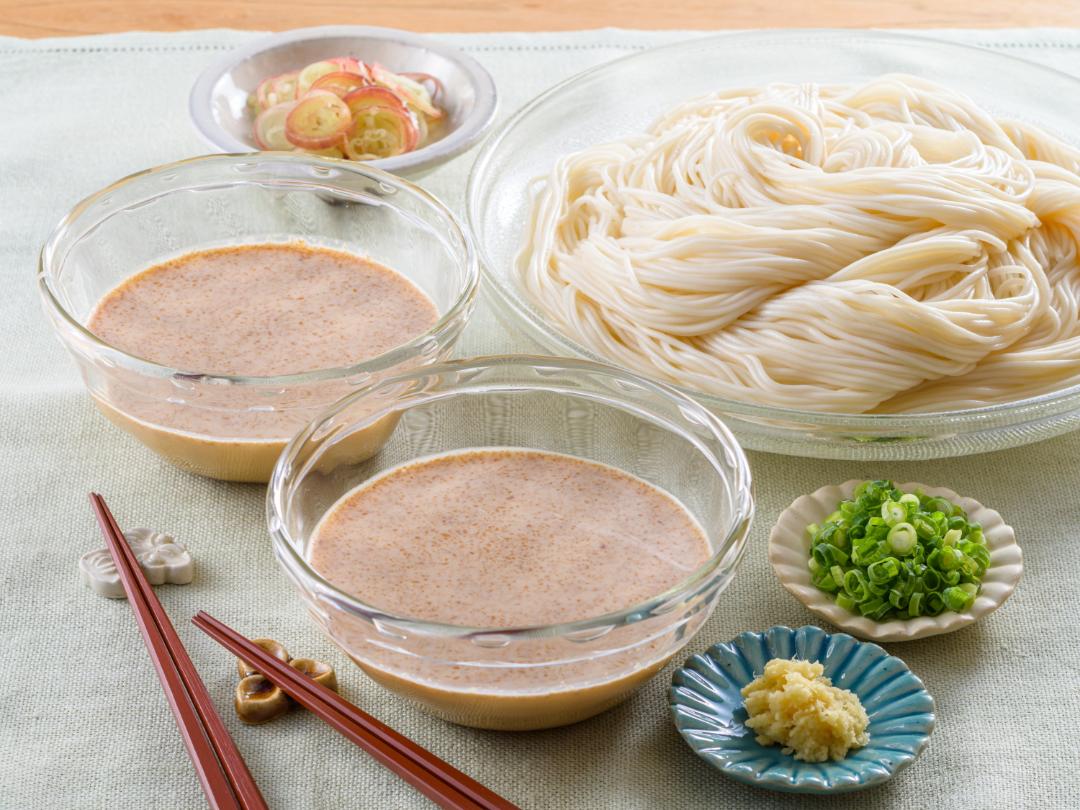 もうめんつゆには絶対戻れん 5分で作れる究極の即席つゆ。うどん・そうめん・そばにも！『冷やしすだちうどん』の作り方