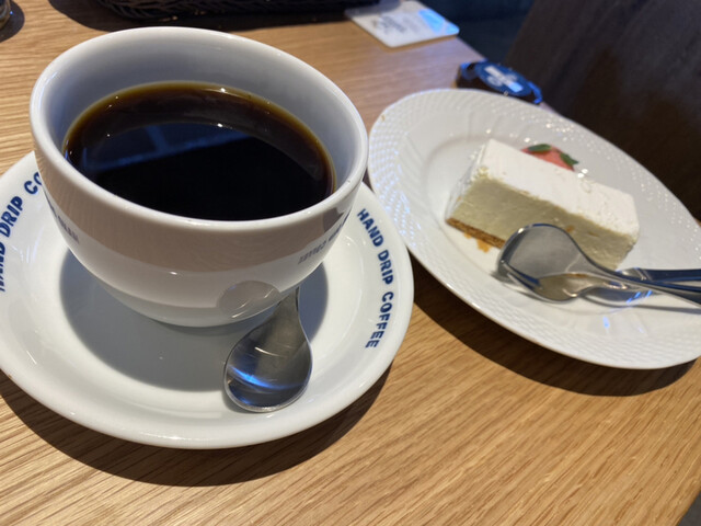 星乃珈琲 宇都宮若松原店」の建築必見！おしゃれな建物で美味しいモーニング珈琲を！リアルサイズ住宅展示場