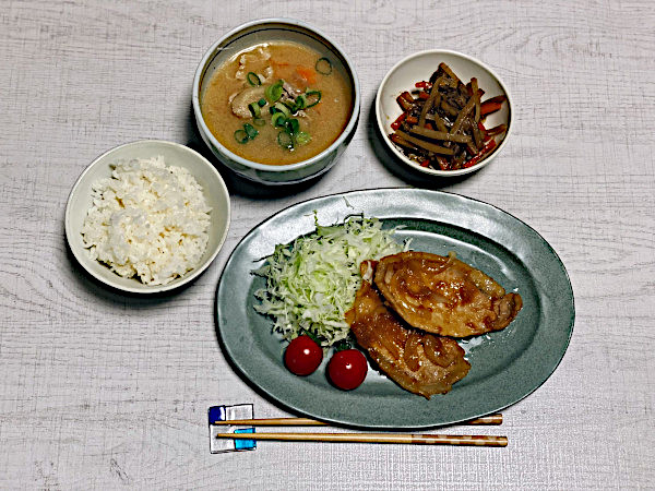 ネギだれが旨い〜！レモンたっぷりでさっぱり🍋献立・ネギレモンだれ旨チキン ・きんぴらごぼう ・炊き込みご飯 ・わかたまスープ・伊根プリン🍮レシピ献立記録鶏肉鶏もも肉レシピ炊き込みご飯夜ご飯お弁当おかず同棲ご飯お弁当の詰め方お弁当動画夜ごはんcooking旦那弁当おうちごはん手作りごはんお弁当記録obento愛妻弁当