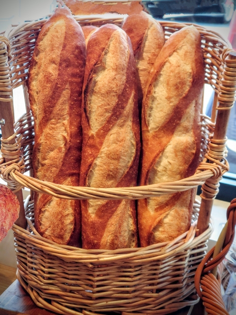 フランス仕込みのパン職人が作る ひと工夫でオシャレに！カスタードデニッシュ custard danish