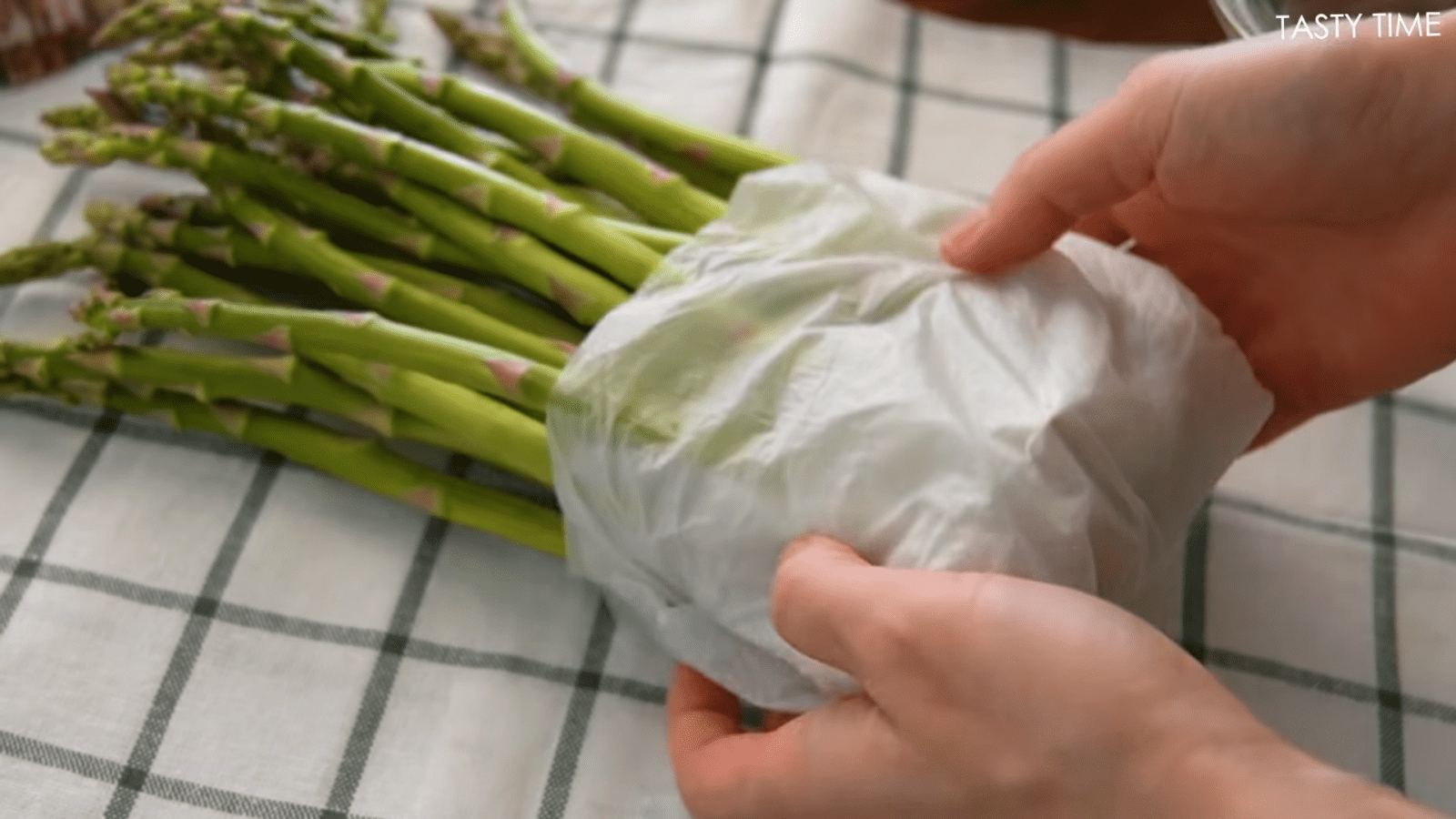 大容量のコストコ「オーガニックベビーリーフ」がすぐなくなるアレンジ術と保存方法 - macaroni