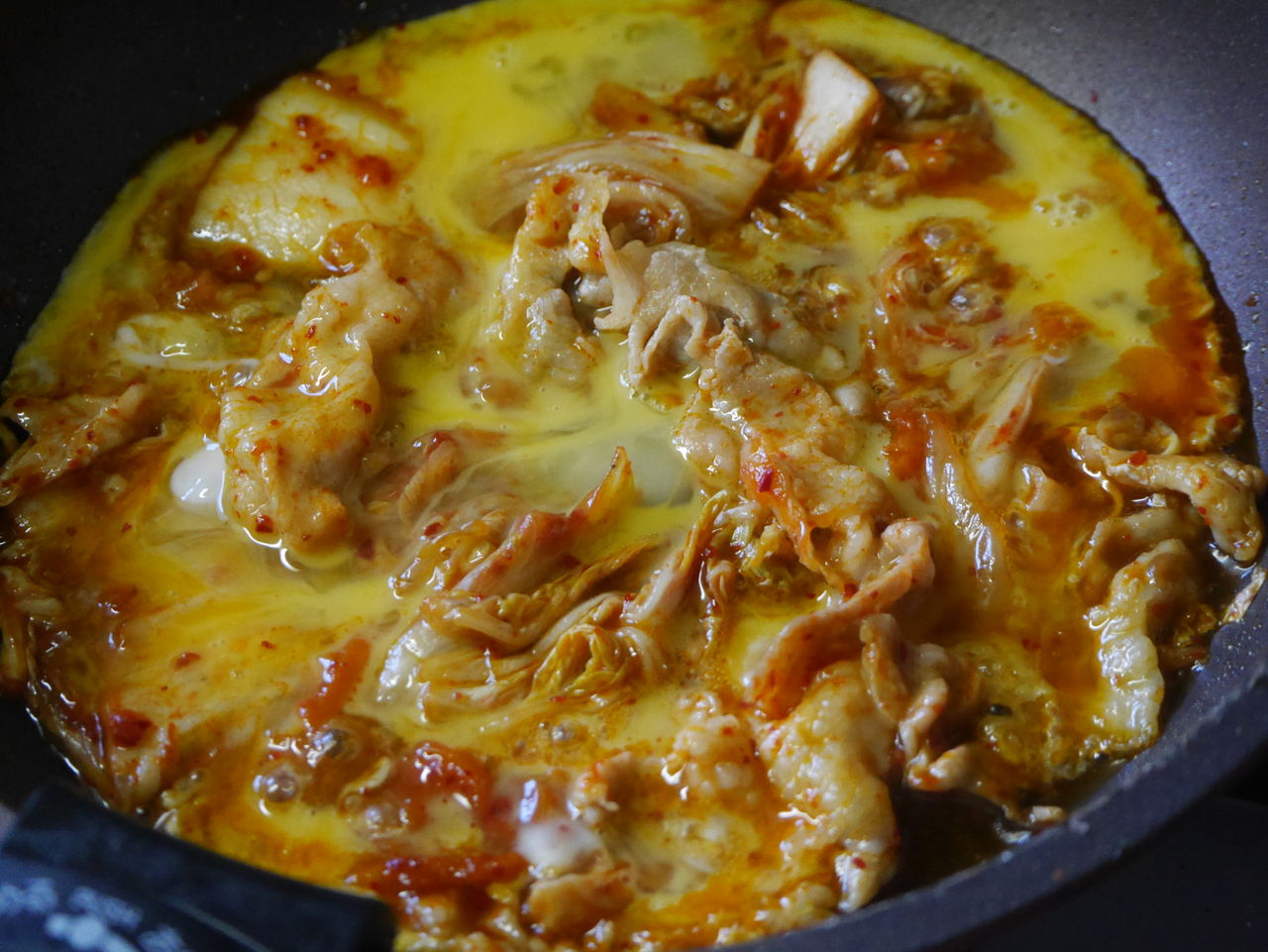 豚キムチの卵とじ by msr☆クックパッド簡単おいしいみんなのレシピが392万品