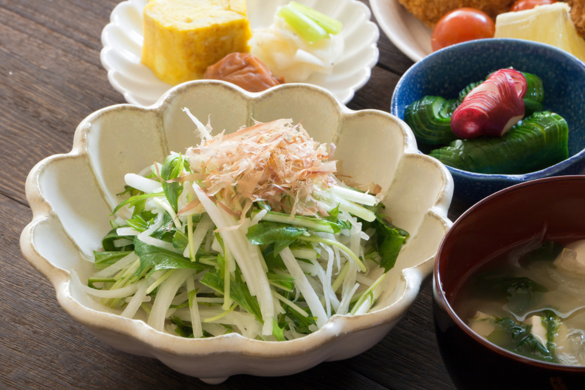 水菜と油揚げの煮びたしのレシピ 作り方：白ごはん.com