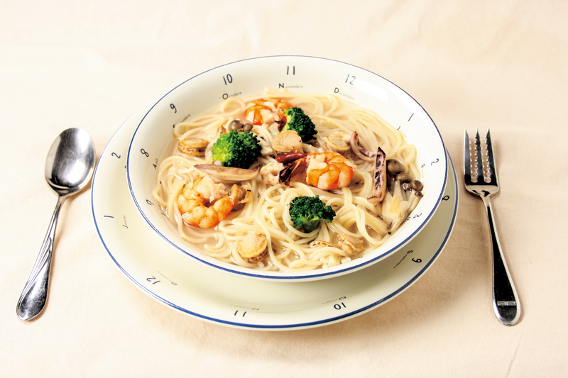 ワンパンで「本格ペスカトーレ」の作り方～冷凍シーフードミックスで簡単！スープパスタなどのアレンジ３選も - E・レシピ 1 1ページ