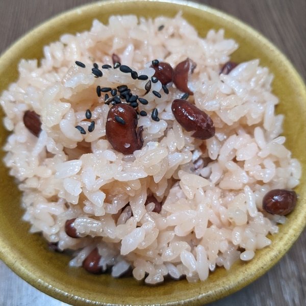 お赤飯の作り方♪炊飯器で簡単！次の日も固くなり難くふっくらもっちり