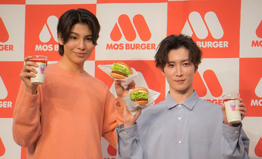 💙🍔🤍SnowManSnowManイラストなべラウ渡辺翔太ラウールモスバーガ