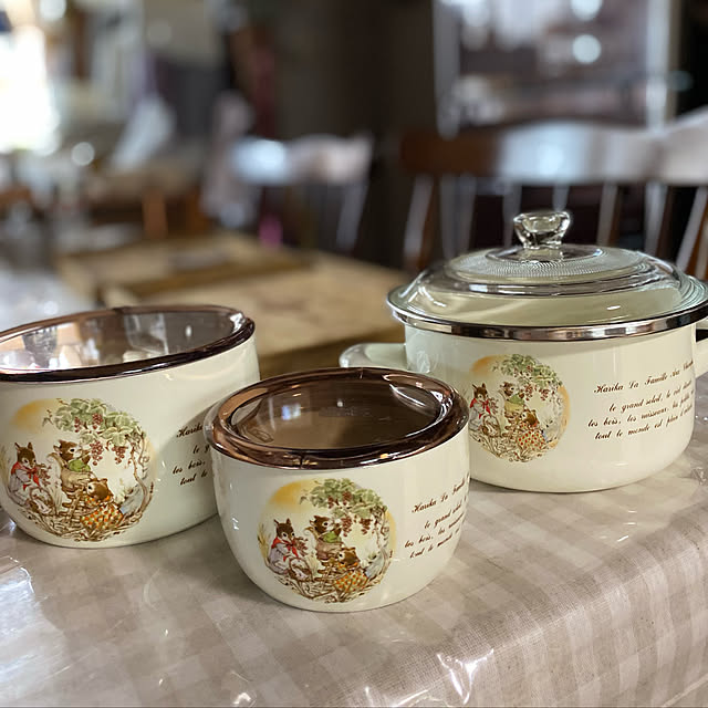 昭和レトロ花柄ホーローキャニスター 新品未使用 物入れ 可愛いホーロー - メルカリ