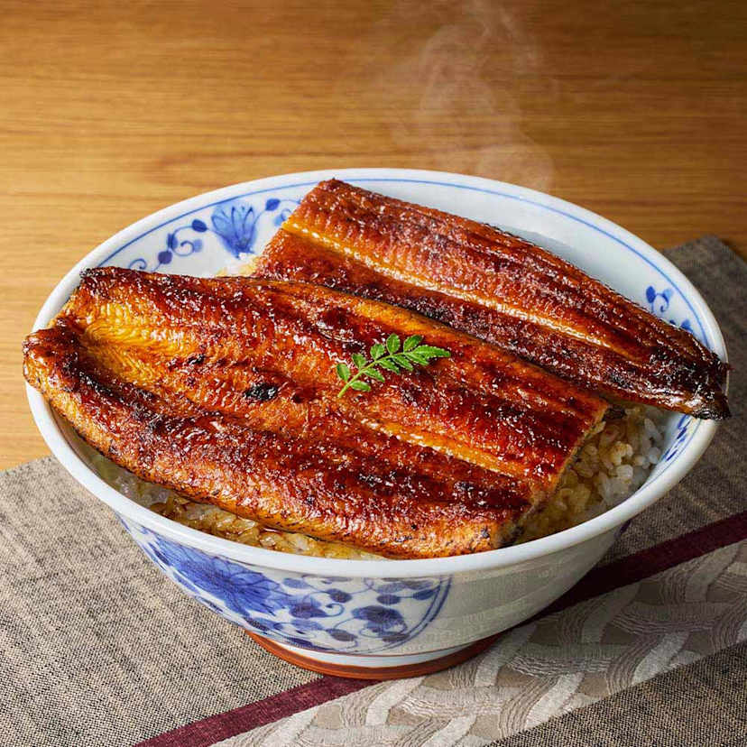 鰻と焼鳥の店 稲毛屋で、鰻と焼鳥の両方を食べて大変満足した話東京 阿佐ヶ谷 明治時代創業老舗食堂 ~100年以上の歴史を持つ店舗を巡る旅