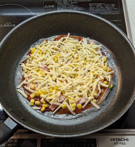 ☆ライスペーパーで♪パリパリピザ☆ レシピ・作り方 by ピッ君0129 - 楽天レシピ