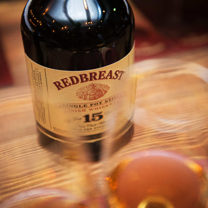 レッドブレスト15年 - ボトル一本飲みウイスキーレビュ