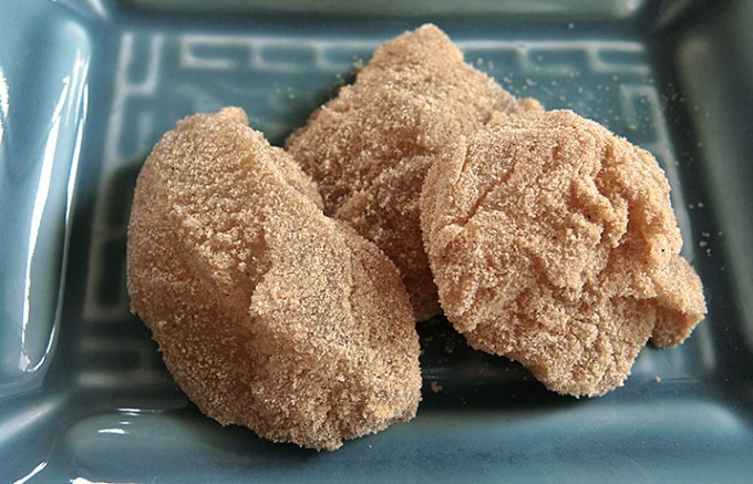 同じ物かと思ったら大間違い！ 関東と関西の「くず餅」は〇〇が違う - ITmedia NEWS