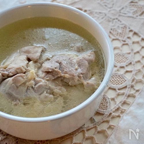 鶏肉の安全な茹で時間は何分？しっとり柔らかく煮るコツも紹介！ ちそう