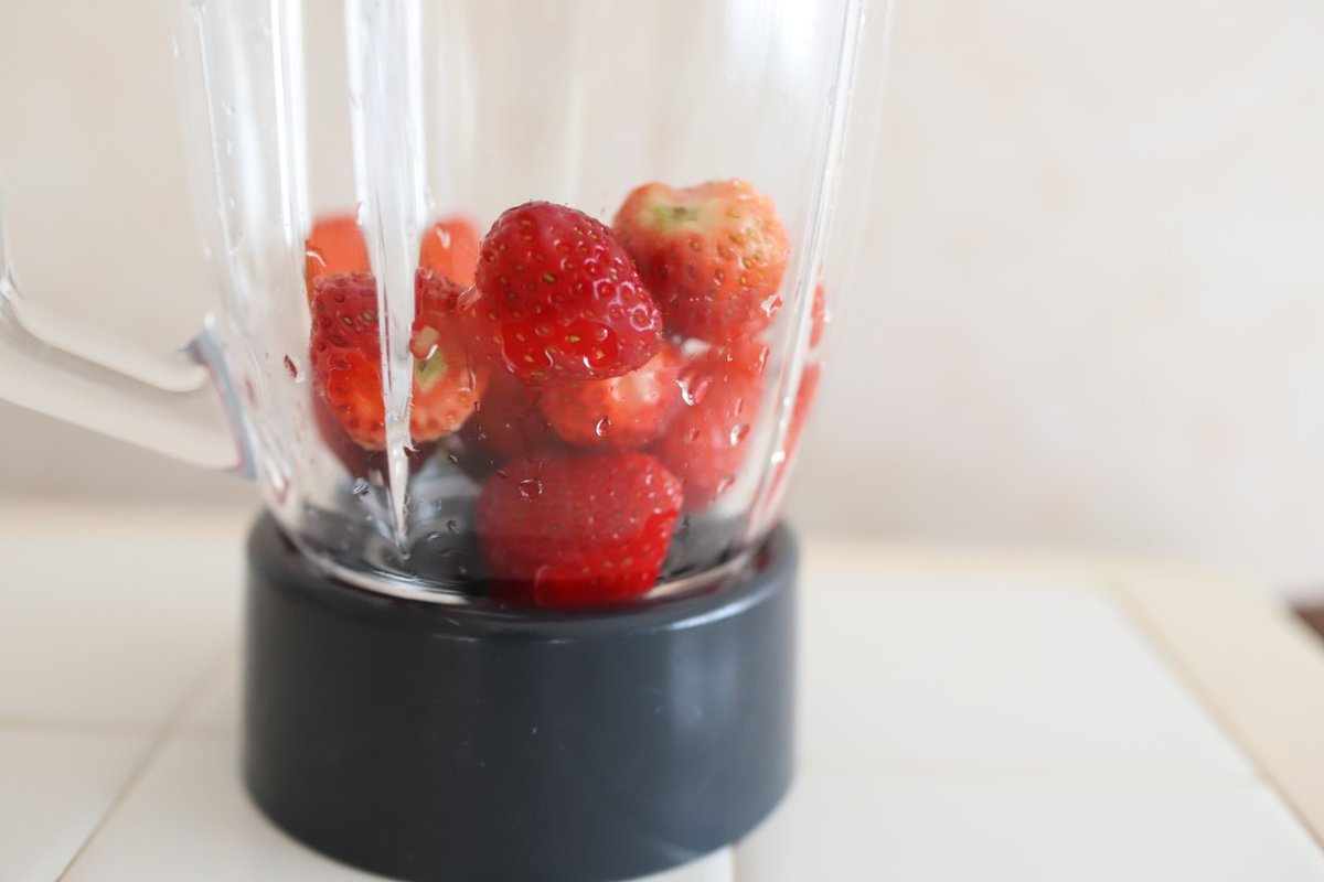 10分煮るだけ☆簡単いちごミルクの素