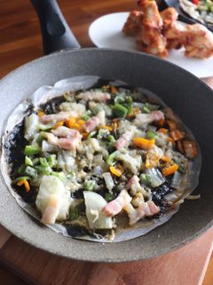 ライスペーパーピザ ピザ生地の代わりにライスペーパーで！グルテンフリー♪ - YouTube