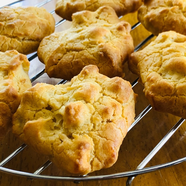 砂糖なし！アレルギーなし！材料4つで米粉の型抜きクッキー低FODMAPさんのごはんとおやつ