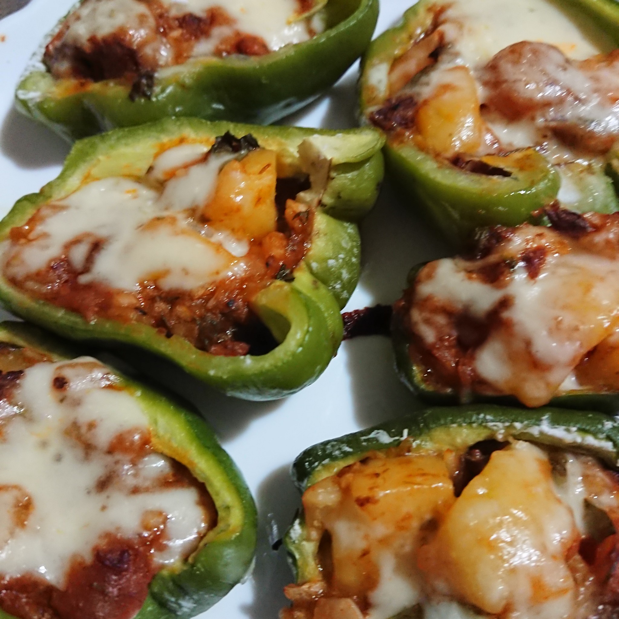 サバ缶と丸ごとピーマンのトマト煮