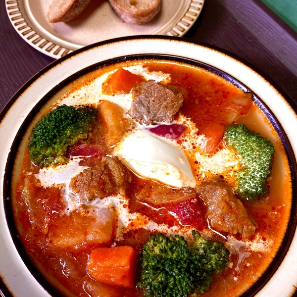 基本からアレンジまで！思わずつくりたくなる「クリスマス トマトスープ」のレシピ集クックパッド