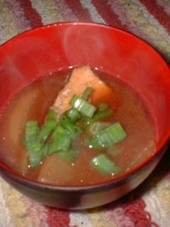 鯛の中骨と頭の味噌汁♪