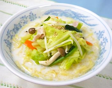 野菜たっぷり！豚塩タンメン