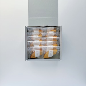 お取扱い店キジトラのグルテンフリー花林糖 甘酒・黒糖・ピスタチオ と、ブールドネージュ プレーン・ショコラ を京都のTOSEEさんにてお取扱いいただいております。 Community Store TO SEE 京都市中京区衣棚通竹屋町上ル玉植町244@communitystore_to_see 併設の