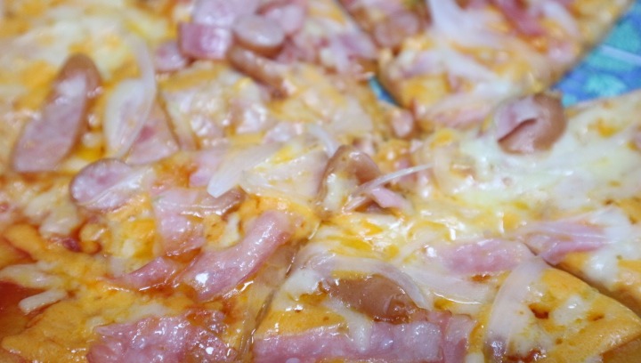 中力粉で作るピザ