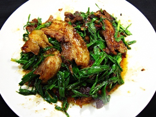 キャベツもピーマンも使わない！？これが本当の四川風回鍋肉 - アキオカ家のトラベルごはん