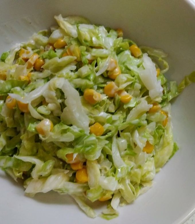 キャベツとコーンのコンソメ和え