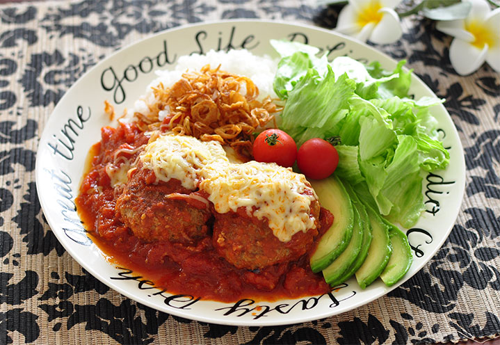 トマト缶で＊定番の煮込みハンバーグ