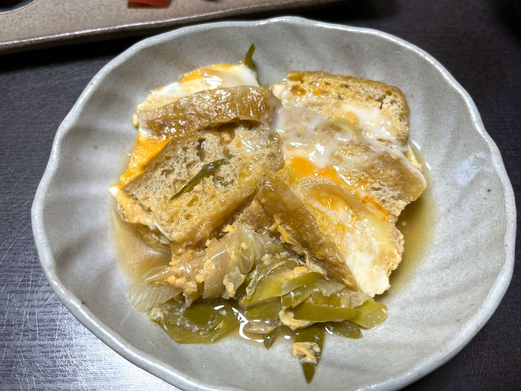 せん切りじゃがいもの卵とじ