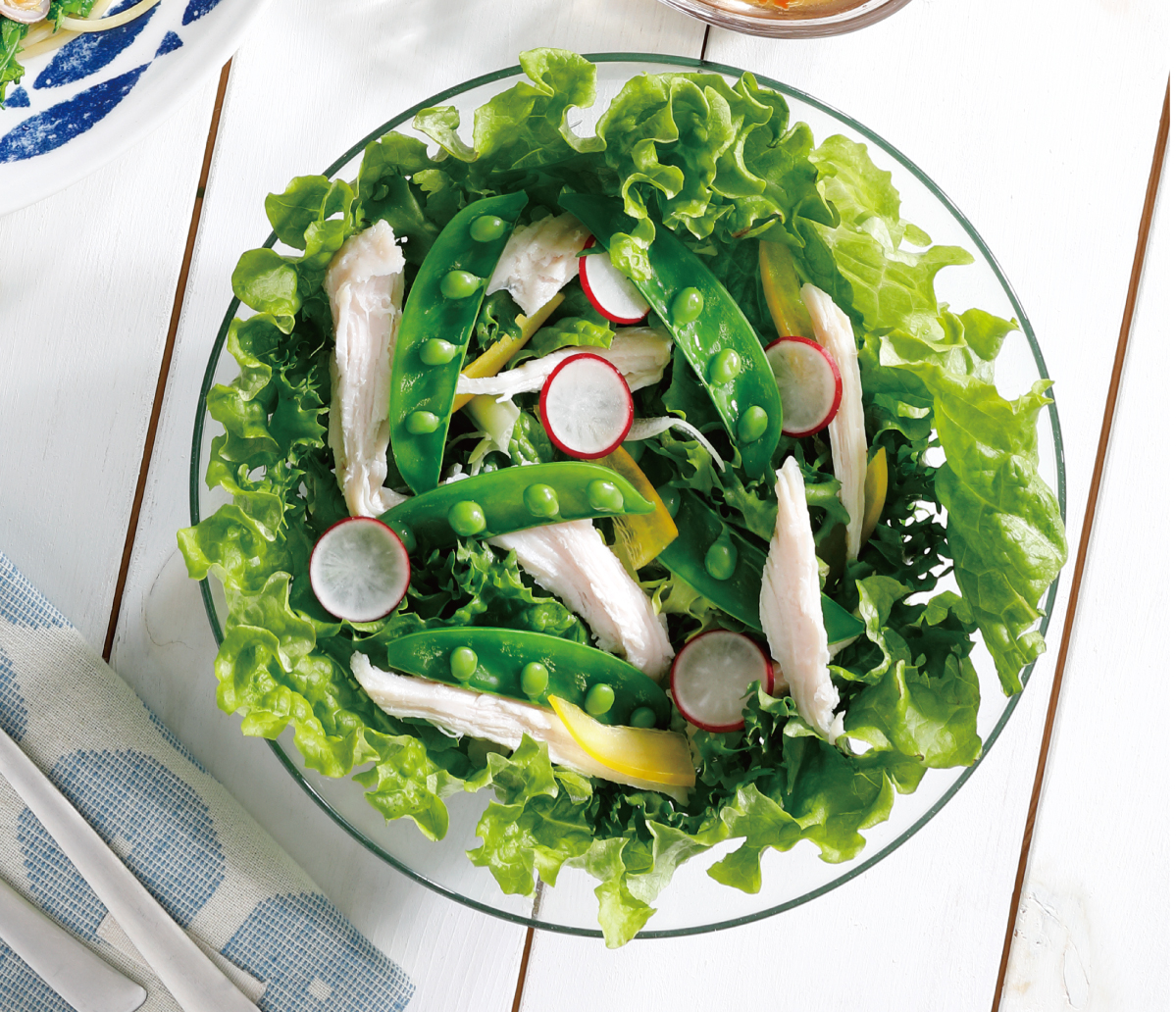 新玉ねぎとスナップえんどうのトマト醤油かけ