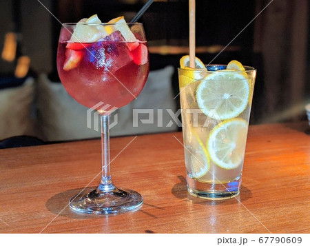 苺のシャンパンカクテルの作り方・レシピ クリスマス インスタ映えコリスのお菓子作りブログ