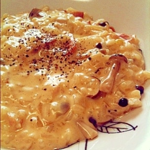 シュトレール チーズフォンデュチーズ専門店 キャトルフォイユ