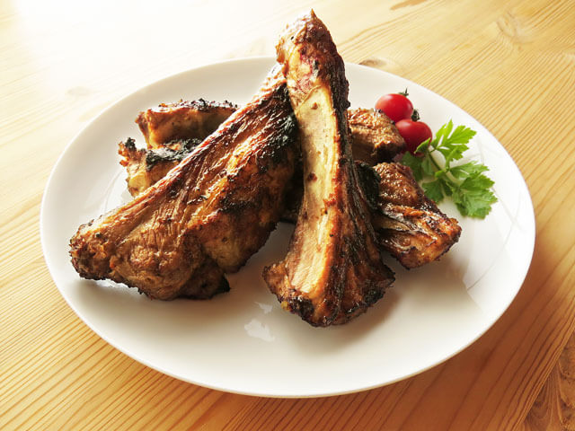 意外と簡単！？BBQでのスペアリブの焼き方をご紹介♪BBQ NET