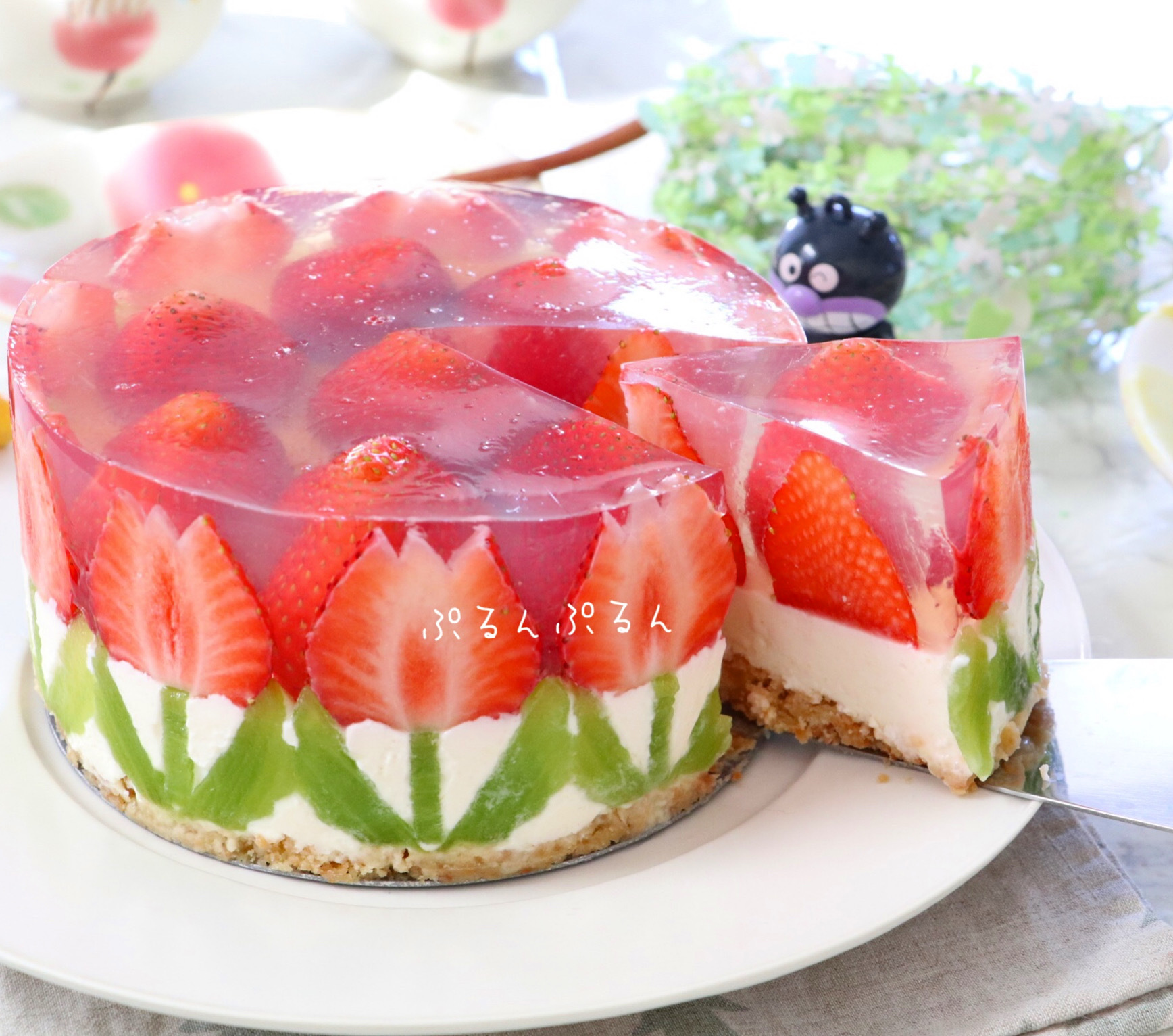 いちごの飾り切り｣ ハート､チューリップ､バラ ^.^あーちゃん