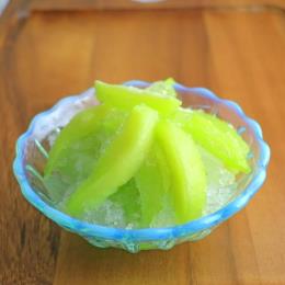 沖縄のマンゴーの奥深き世界：糖度と香りで魅了するトロピカルフルーツの秘密沖縄県 恩納村 産直市場 - おんなの駅 なかゆくい市場