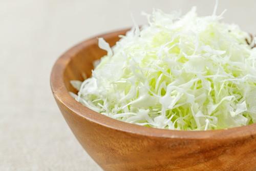 安い＆シンプルで便利！キャベツの千切りが簡単にできるダイソーのマルチスライサー食べるプラス