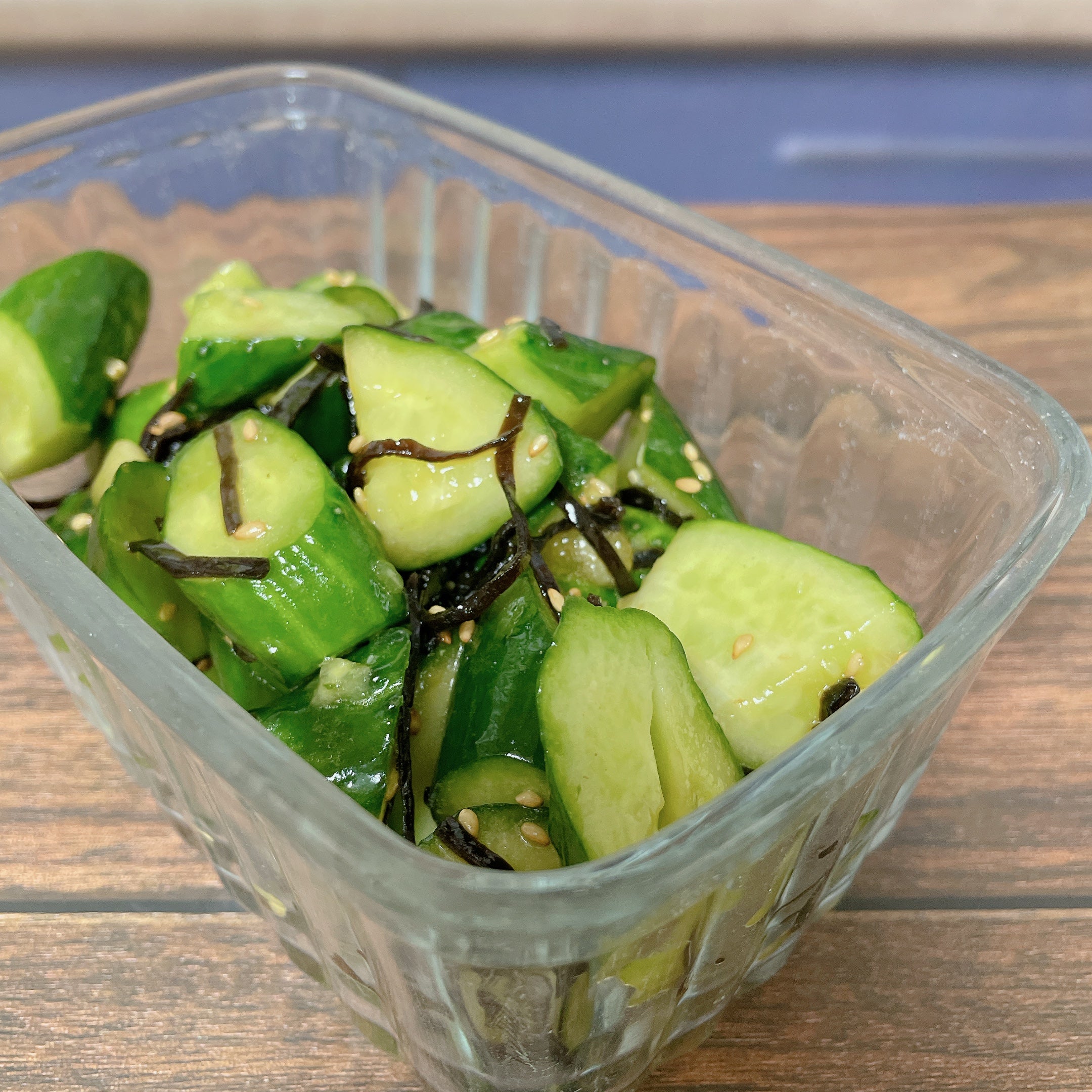 無限キュウリ大量消費。あっさりおつまみにおすすめ。大葉ときゅうりの塩昆布漬け簡単レシピ胡瓜TikTok