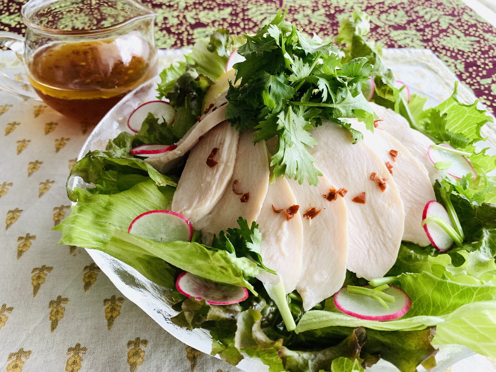 レモングラスオイルで楽しむアジアンパクチーサラダURIと台所