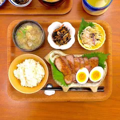 ダッチオーブンでとろとろチャーシュー│少人数ファミリーキャンプ入門