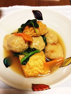 簡単！小松菜と厚揚げと挽肉の甘辛生姜炒め