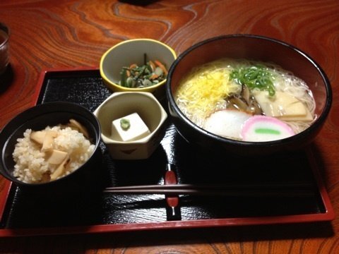 秋の食卓を豪華に！「松茸」が主役のレシピ30選 〜松茸ご飯に合う献立おかずレシピも - E・レシピ 1 1ページ