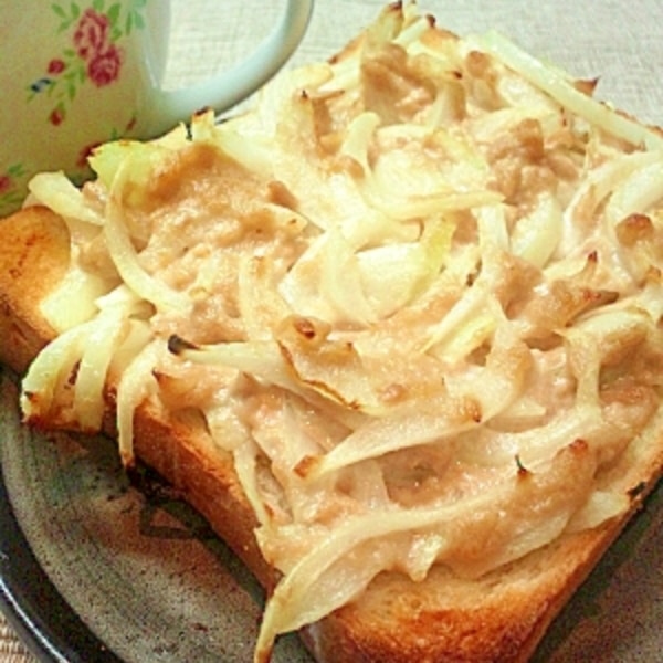 フライパンで作る クイニーアマン風トースト