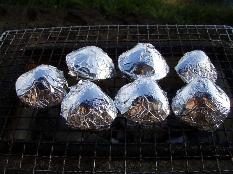 超簡単！バーベキューでハマグリを上手に焼くワザ！ - 魚河岸ウォーカ