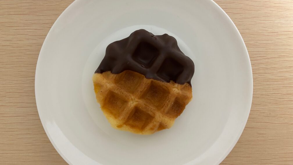 シャトレーゼの「ビスキュイワッフル ホワイト」の口コミは？ レビュー- ハリーのなんでも屋さん