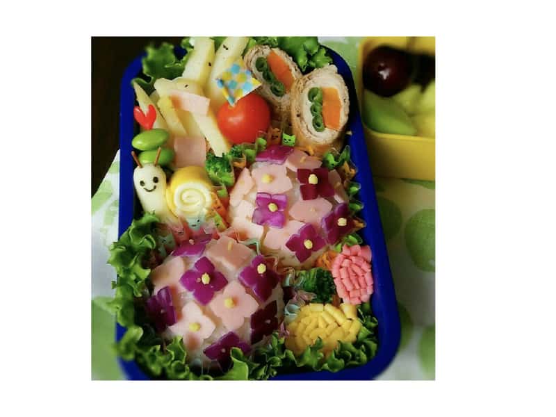 夏休みのキッズ弁当に！詰めるだけでおにぎり弁当が完成する、フードマンの薄型お弁当箱アンジェ日々のコラム