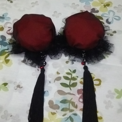 簡単！チャイナボタンのヘアコームの作り方 花saku1月号に掲載中＊調布パルコ店生地、手芸用品のオカダヤ okadaya 公式ショップブログ