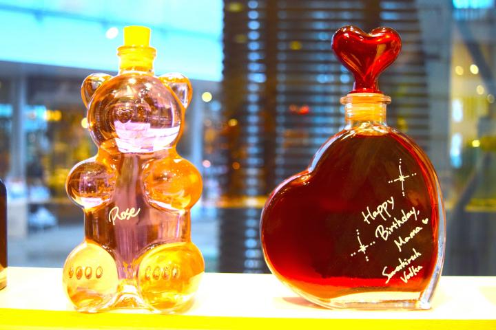 可愛すぎるお酒！3種のかわいいボトルとお酒のコンビ！『アラジンボトル』シリーズ！ 飲んだあとまで楽しい？2024年3月5日-エキサイトニュース