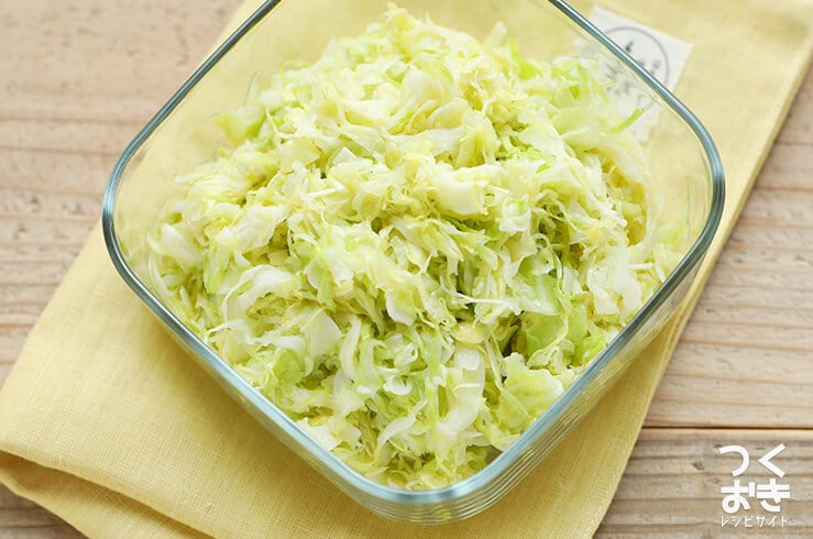 簡単ヘルシーレシピ: キャベツとゆで卵のサラダ